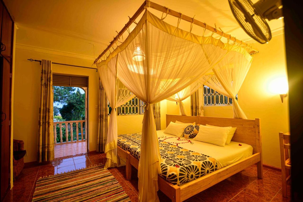 Cycad Entebbe Guest House Eksteriør bilde