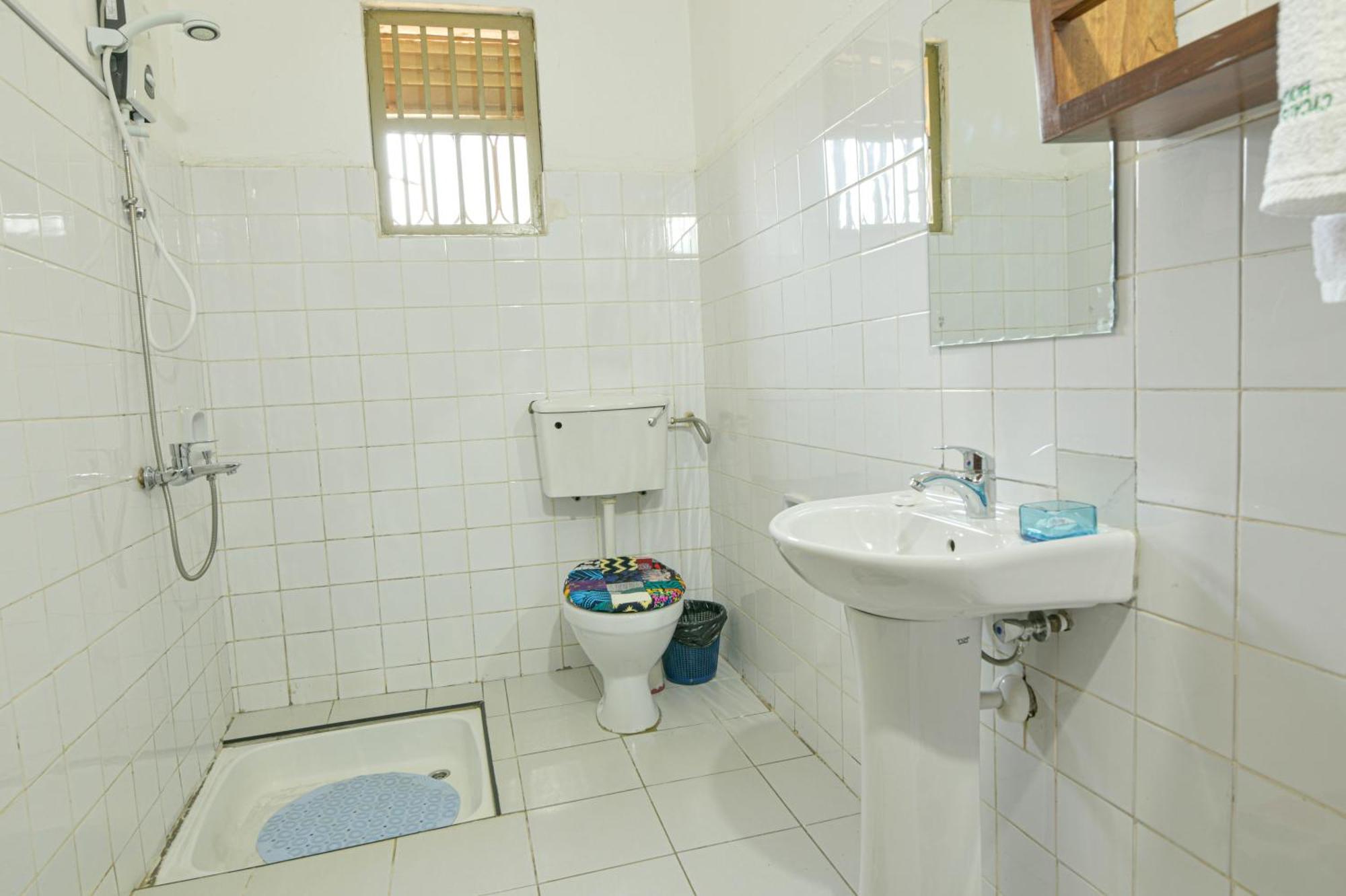 Cycad Entebbe Guest House Eksteriør bilde